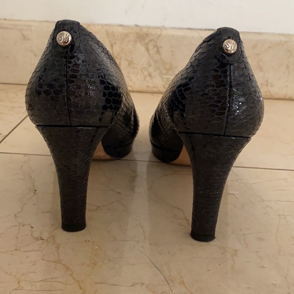 Stuart Weizmann Logoplainfield Sea Crystal Snake Navy Heels - Picture 7 of 8